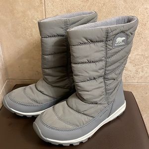 Sorel Whitney puffer boots